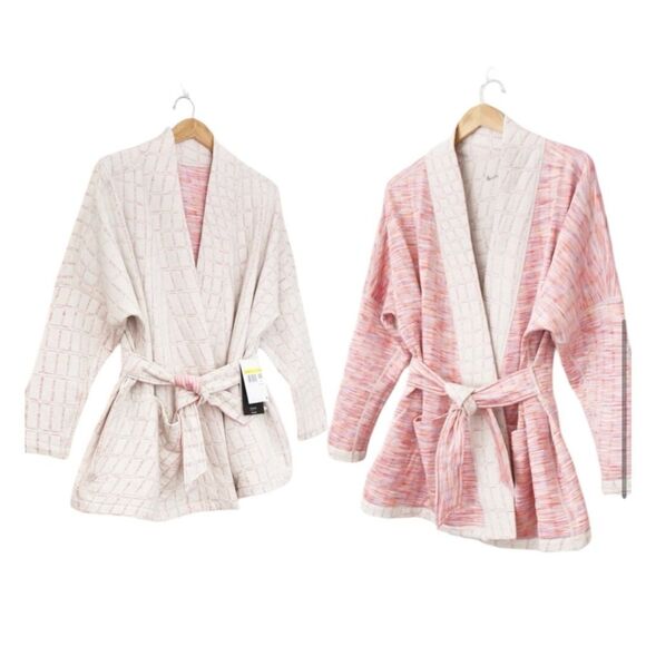 Nike Yoga Therma-FIT Luxe Women's Jacquard Quilted Jacket Reversible Size 1X - Picture 2 of 12